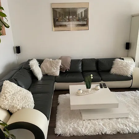 Ferienwohnung * Köln