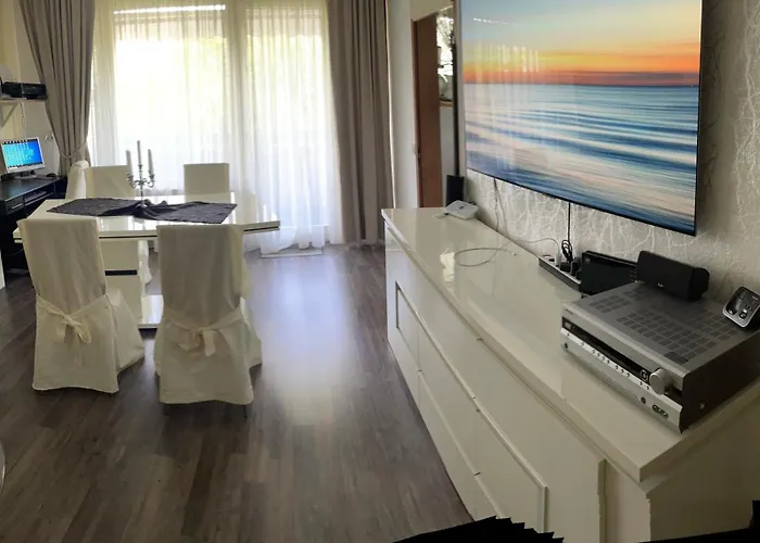 Ferienwohnung * كولونيا