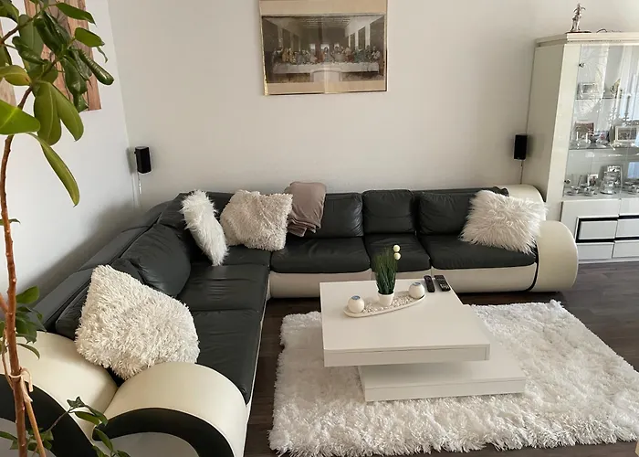 Ferienwohnung * Cologne