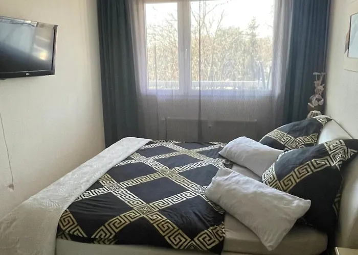 Ferienwohnung דירה קלן